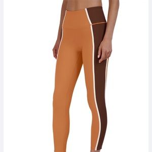 BCBG Paris leggings